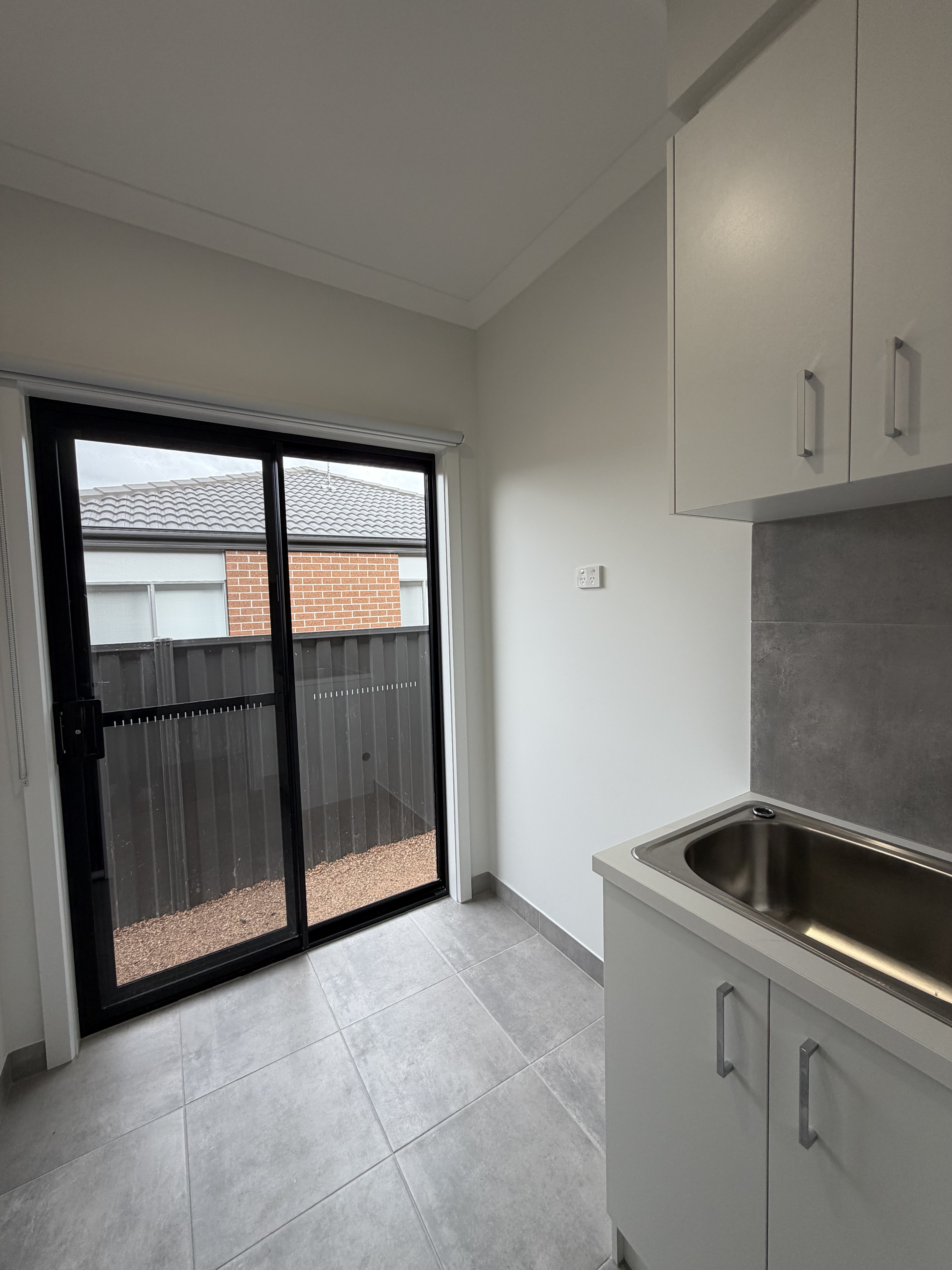 11 Pintail Drive, Melton South VIC