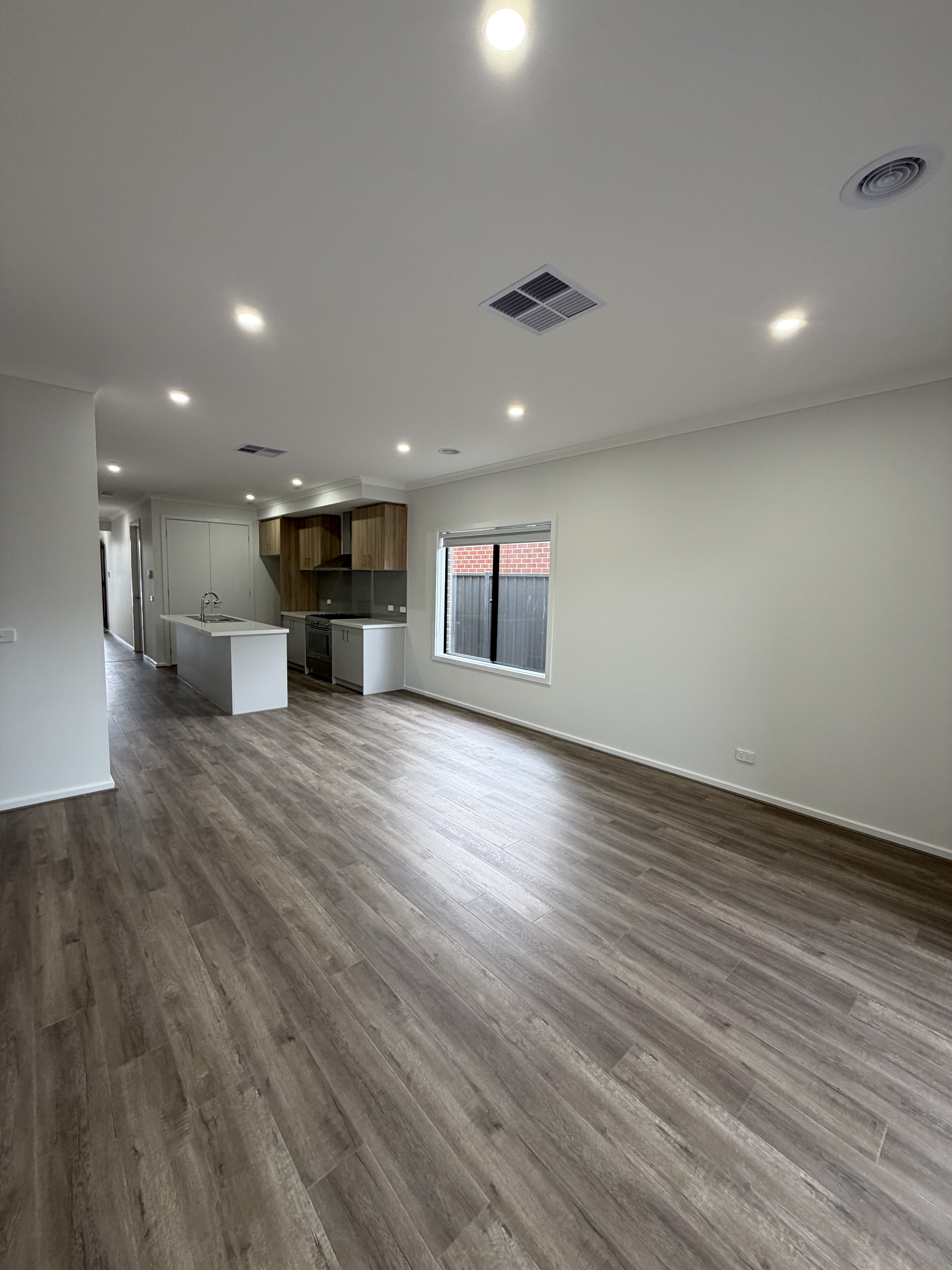 11 Pintail Drive, Melton South VIC