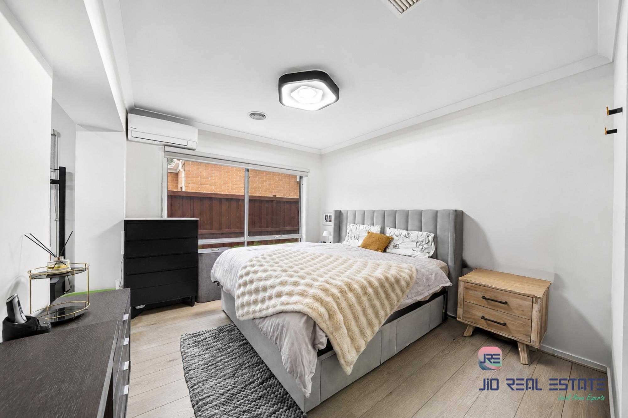 10 Ness Street, Thornhill Park VIC