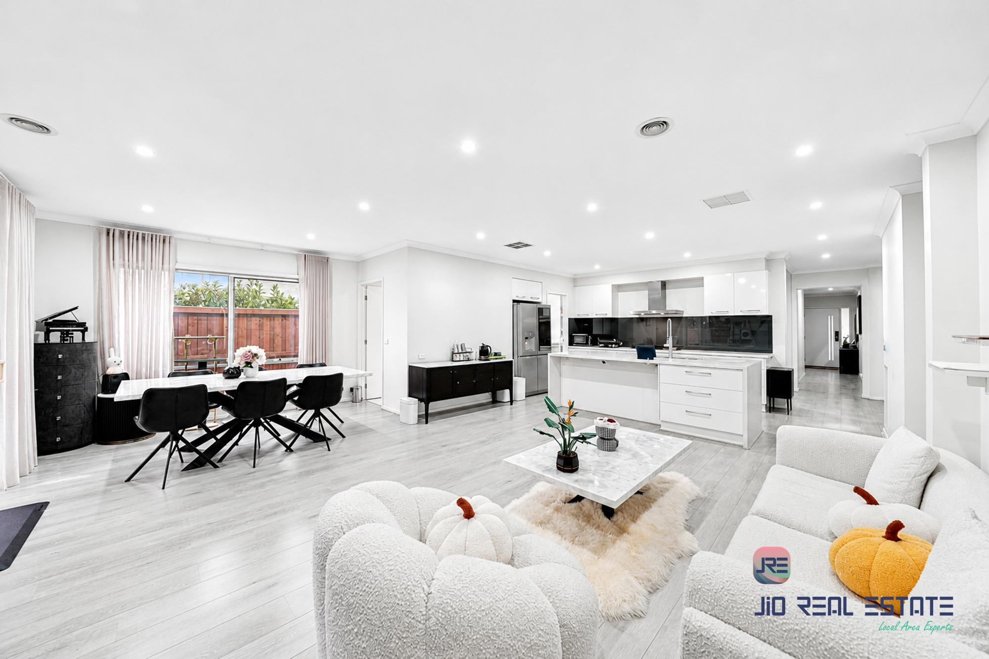 10 Ness Street, Thornhill Park VIC