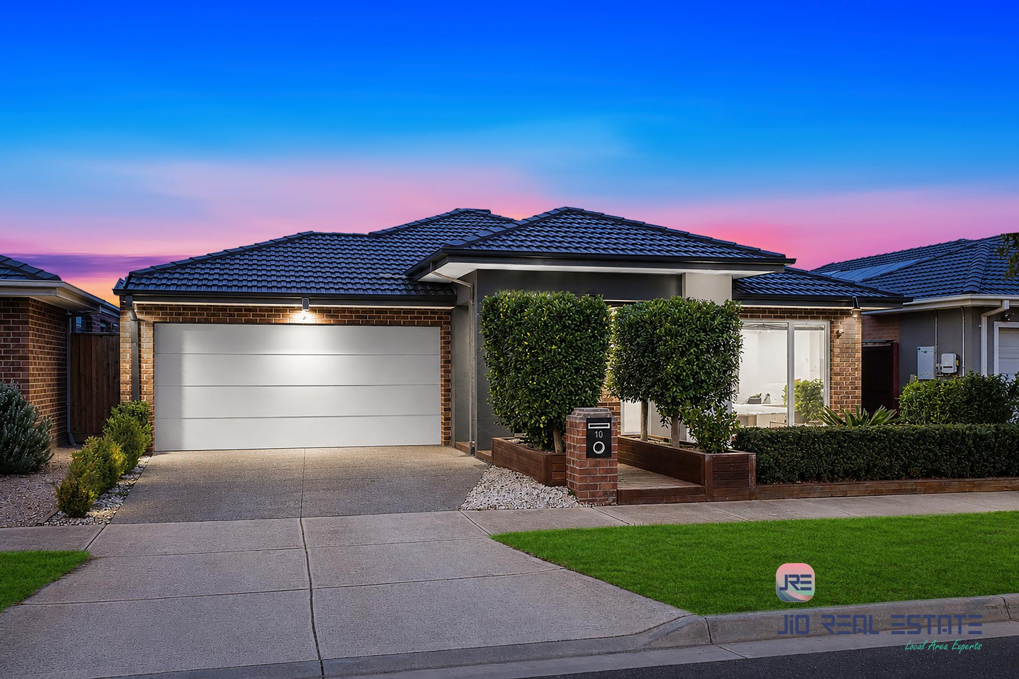 10 Ness Street, Thornhill Park VIC