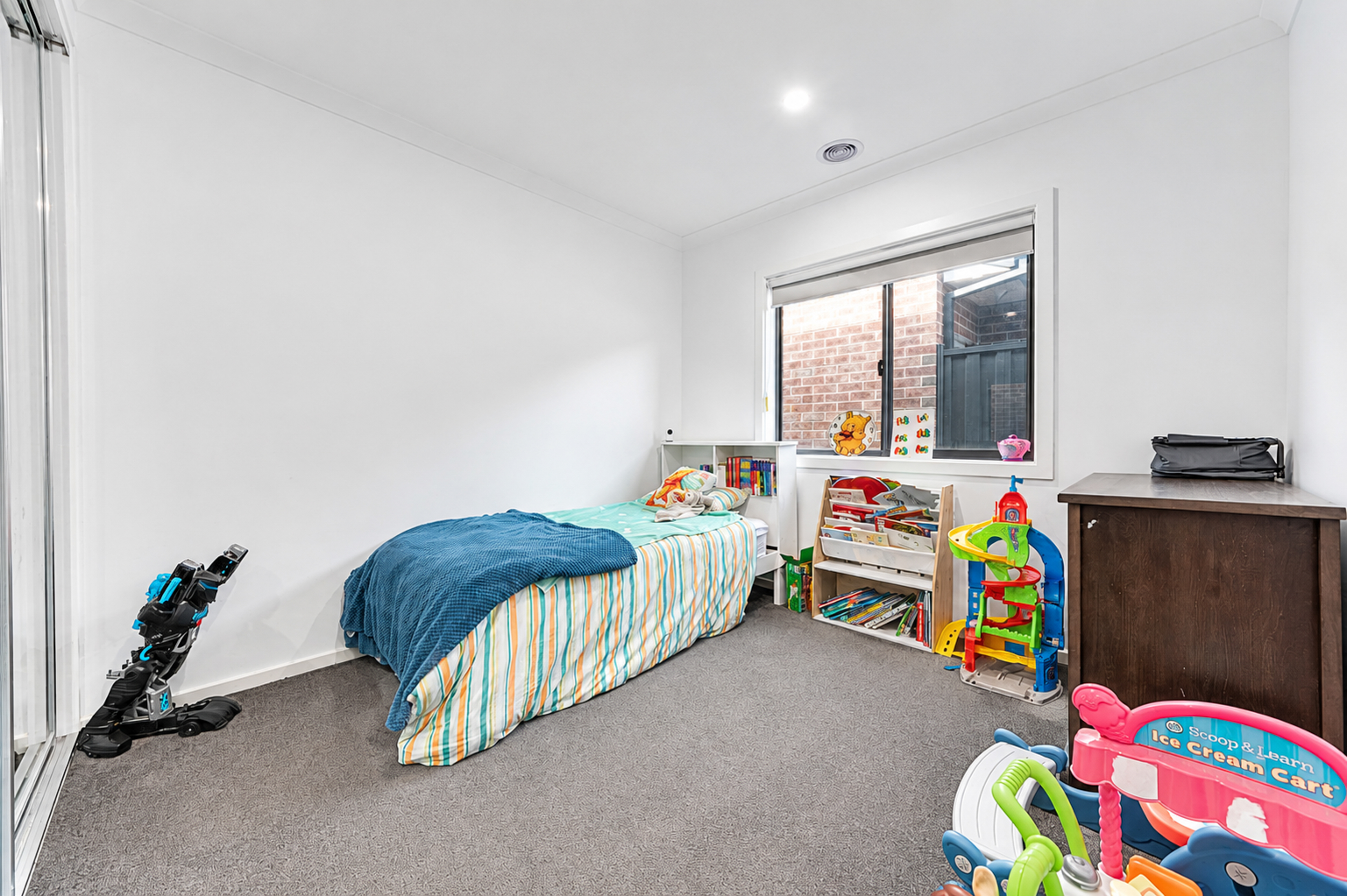 150 Atherstone Boulevard, Strathtulloh VIC