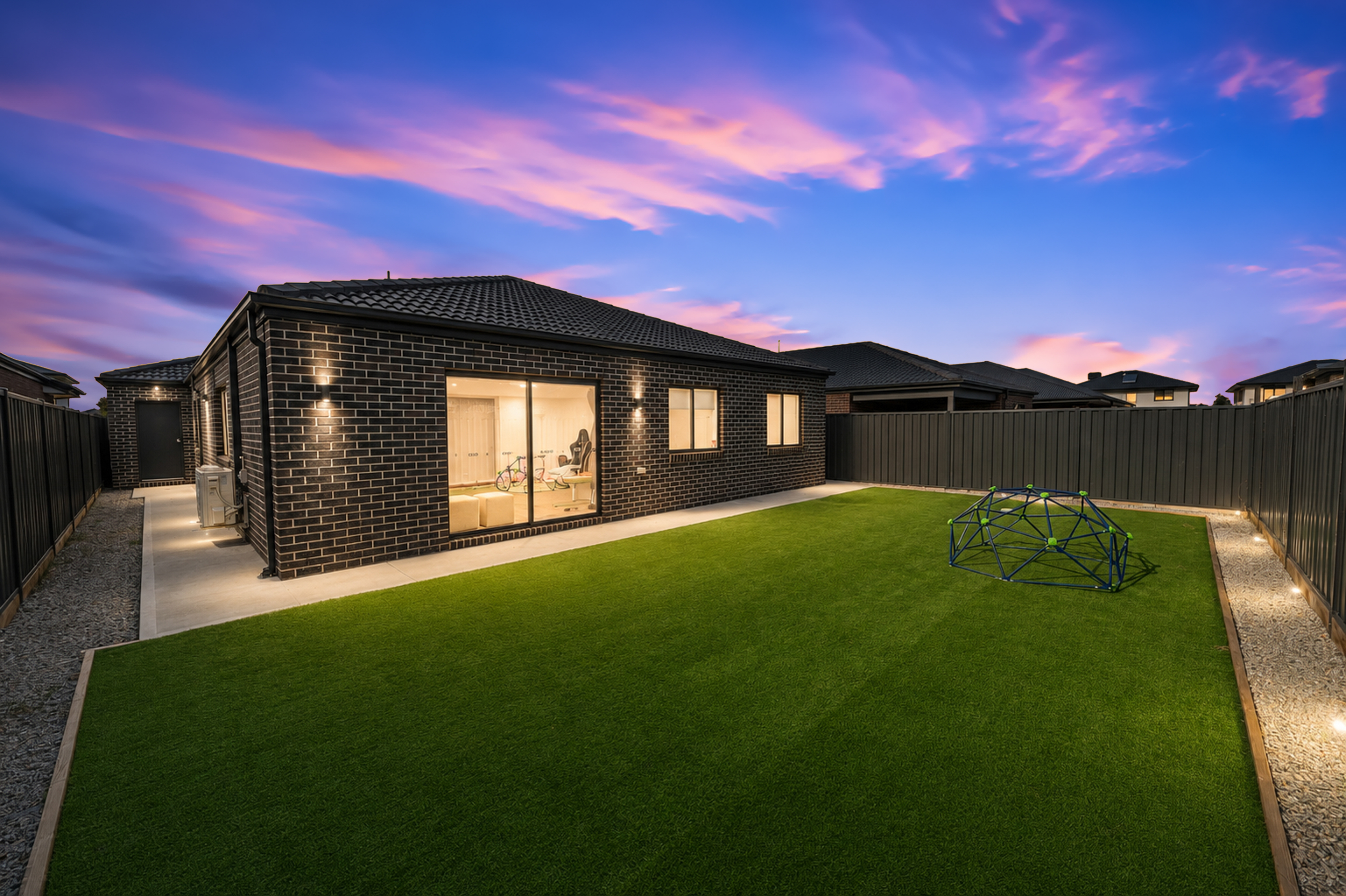 148 Atherstone Boulevard, Strathtulloh VIC