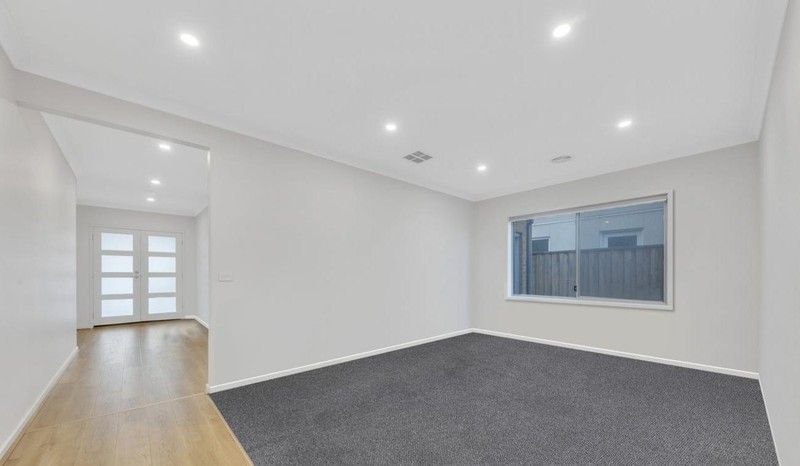 608 Hume Drive, Fraser Rise VIC