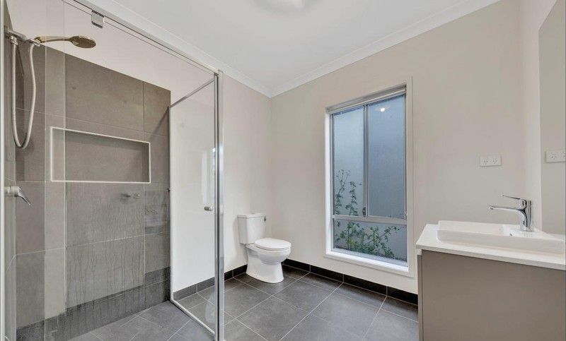 608 Hume Drive, Fraser Rise VIC