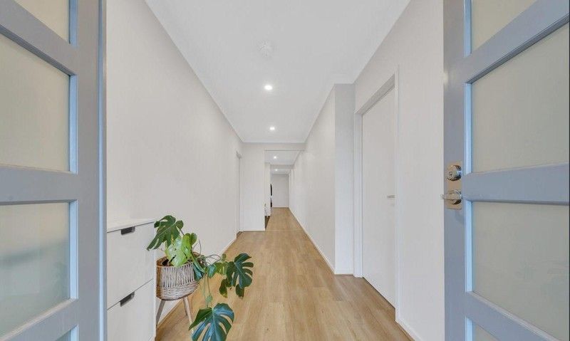 608 Hume Drive, Fraser Rise VIC