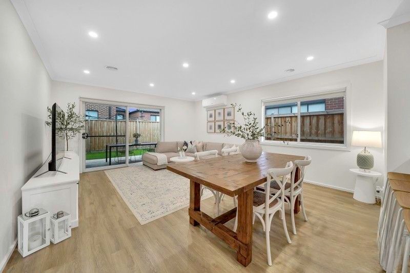 22 Linburn Street, Thornhill Park VIC