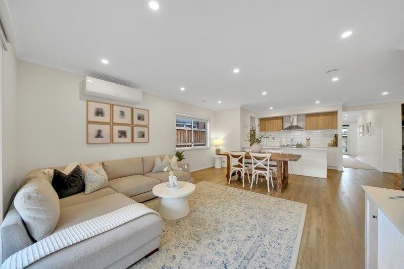 22 Linburn Street, Thornhill Park VIC