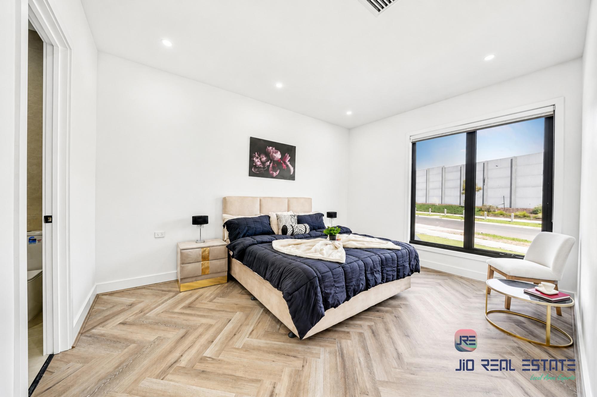 50 Adenmore Circuit, Deanside VIC