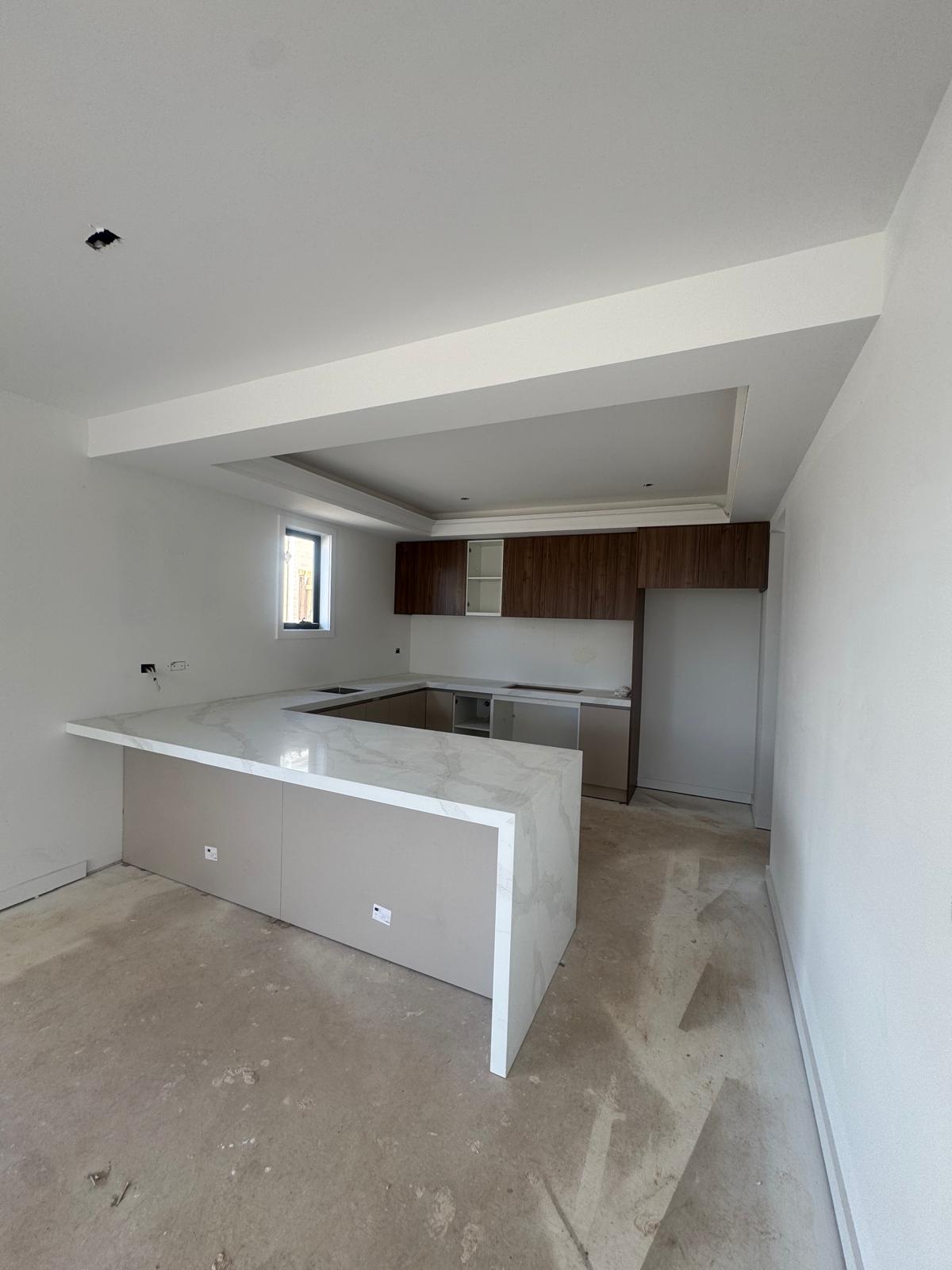 31 Hanson Street, Thornhill Park VIC