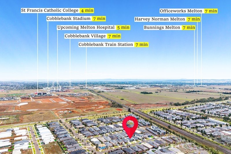 11 Neville Street, Thornhill Park VIC