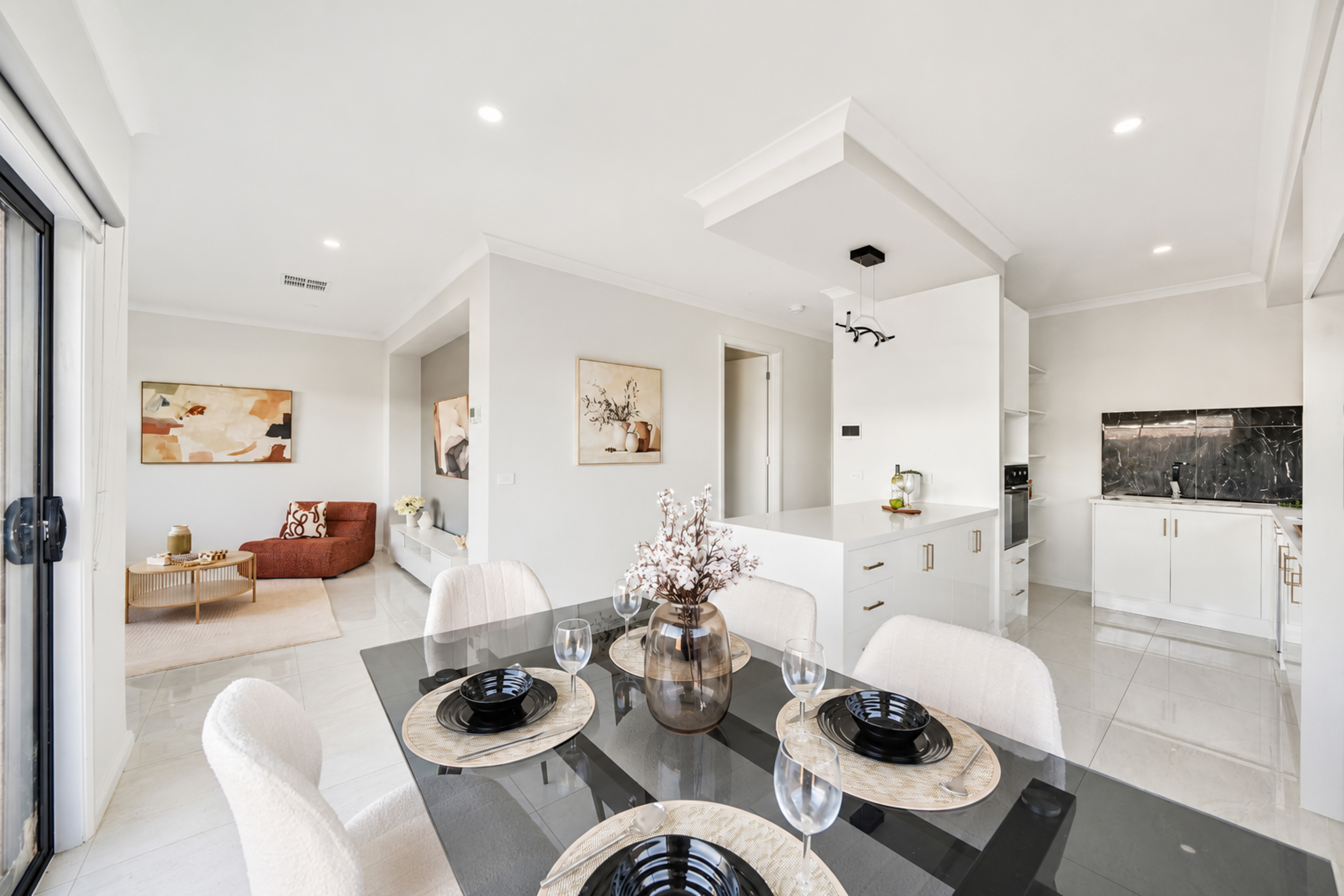 28 Mewat Circuit, Thornhill Park VIC