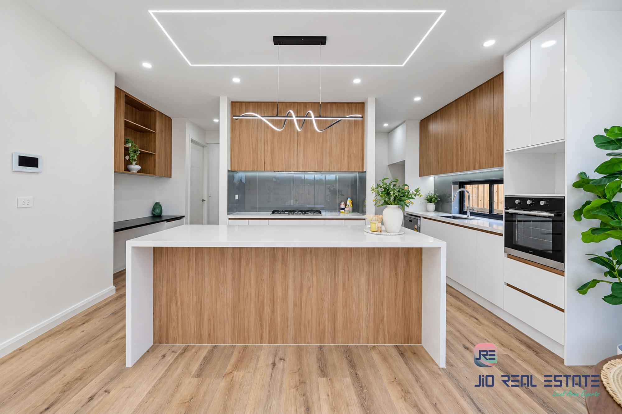 8 Coachwood Road, Bonnie Brook VIC