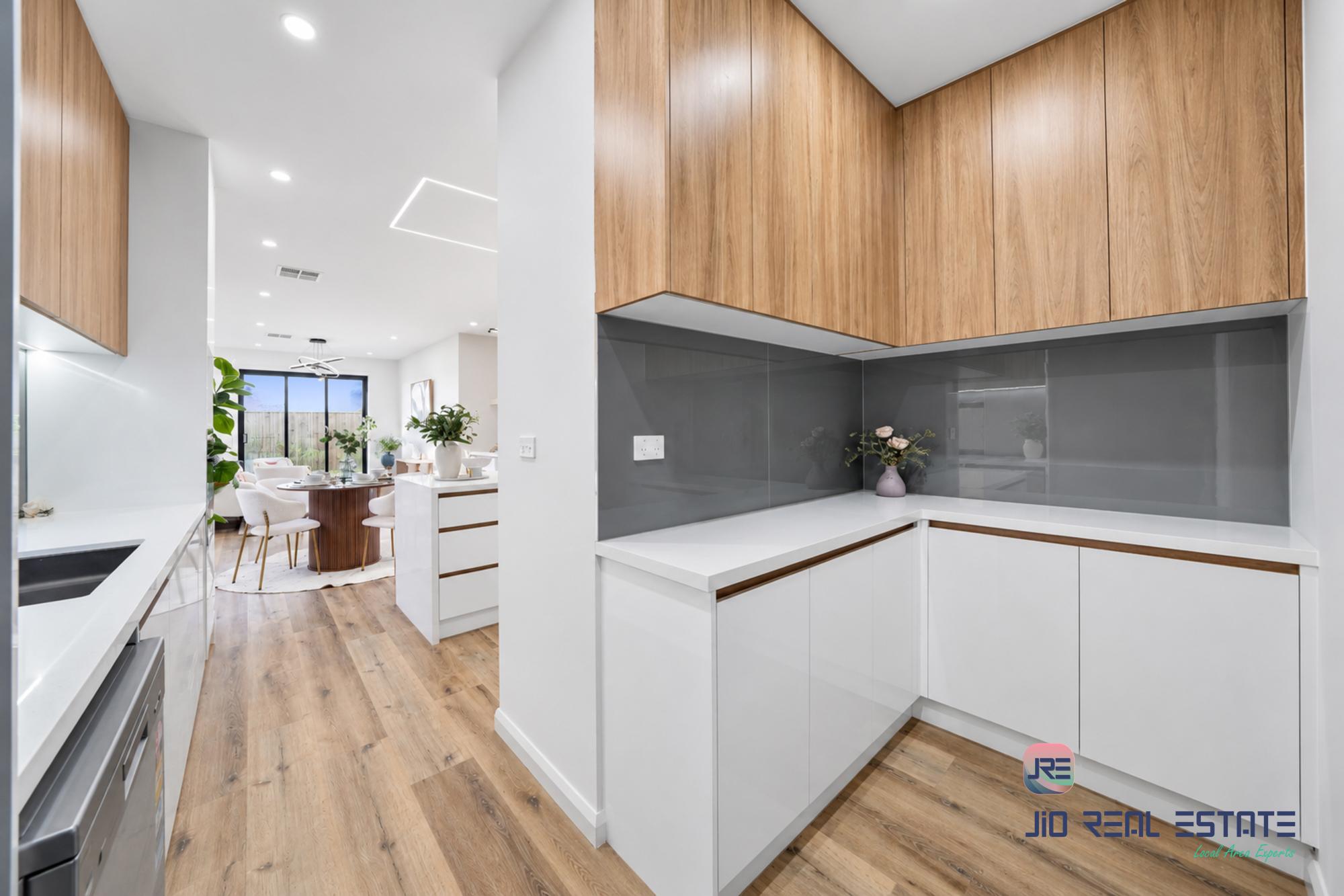 8 Coachwood Road, Bonnie Brook VIC