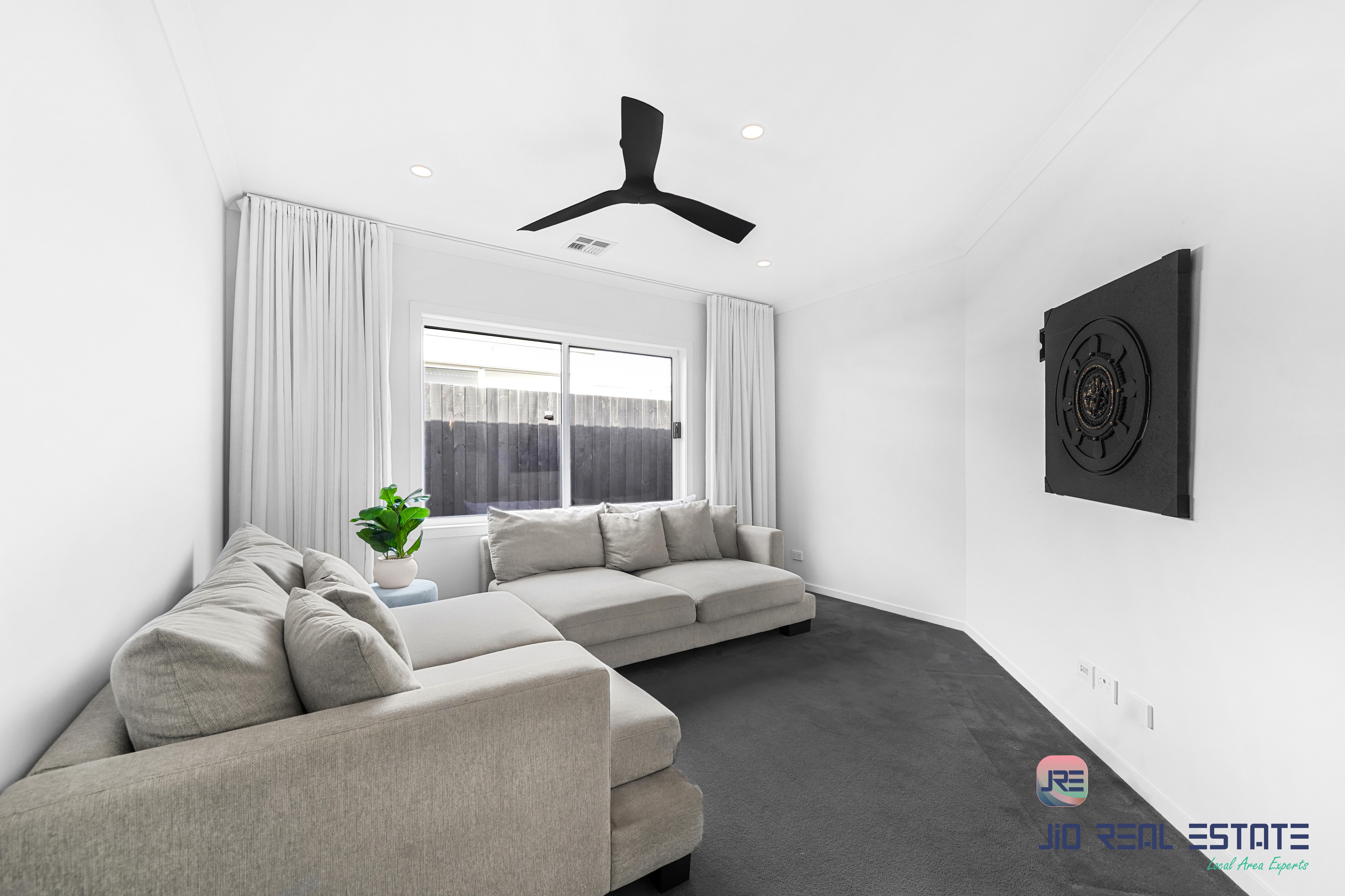 21 Mccubbin Drive, Mount Duneed VIC