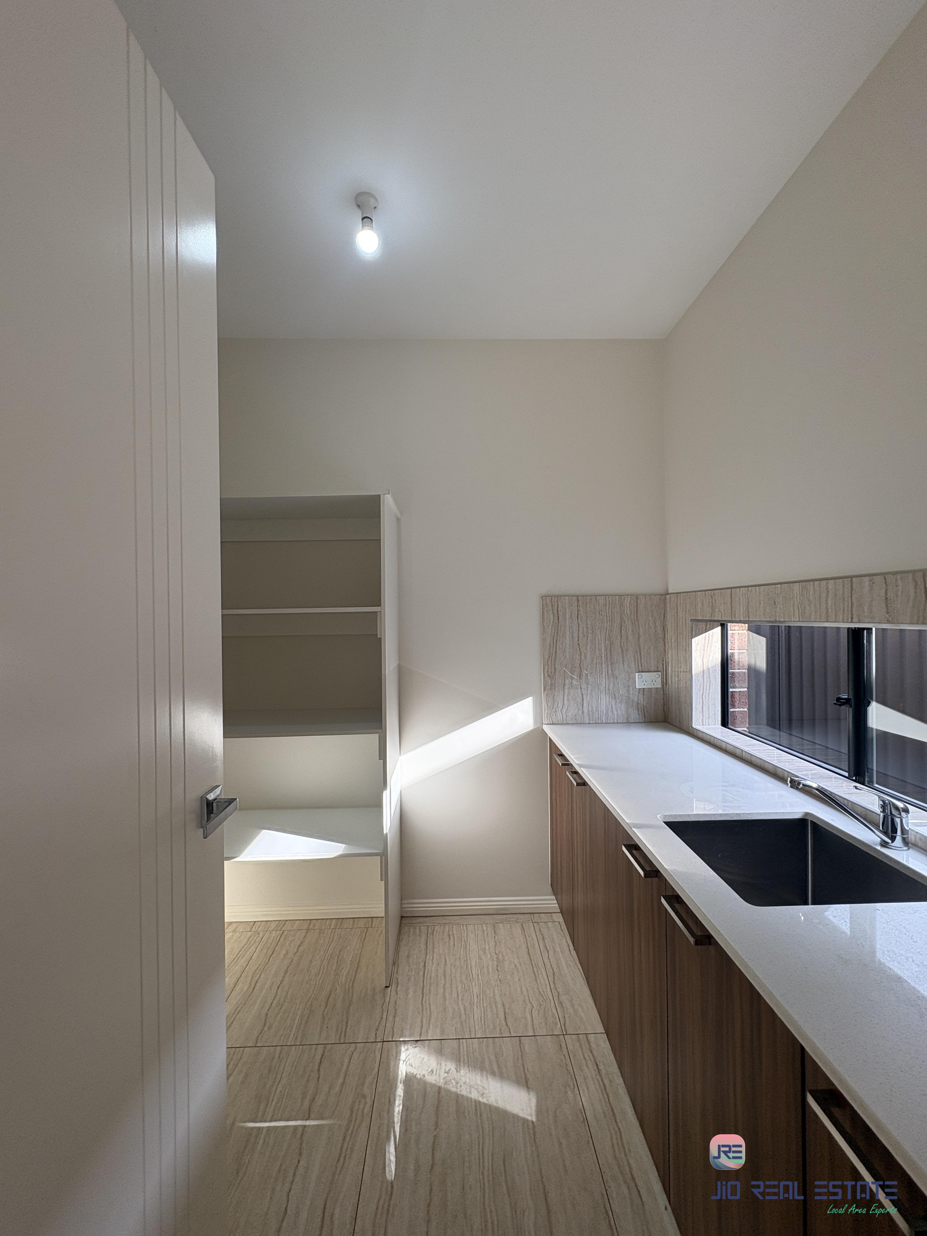 99 Riverside Concourse, Cobblebank VIC