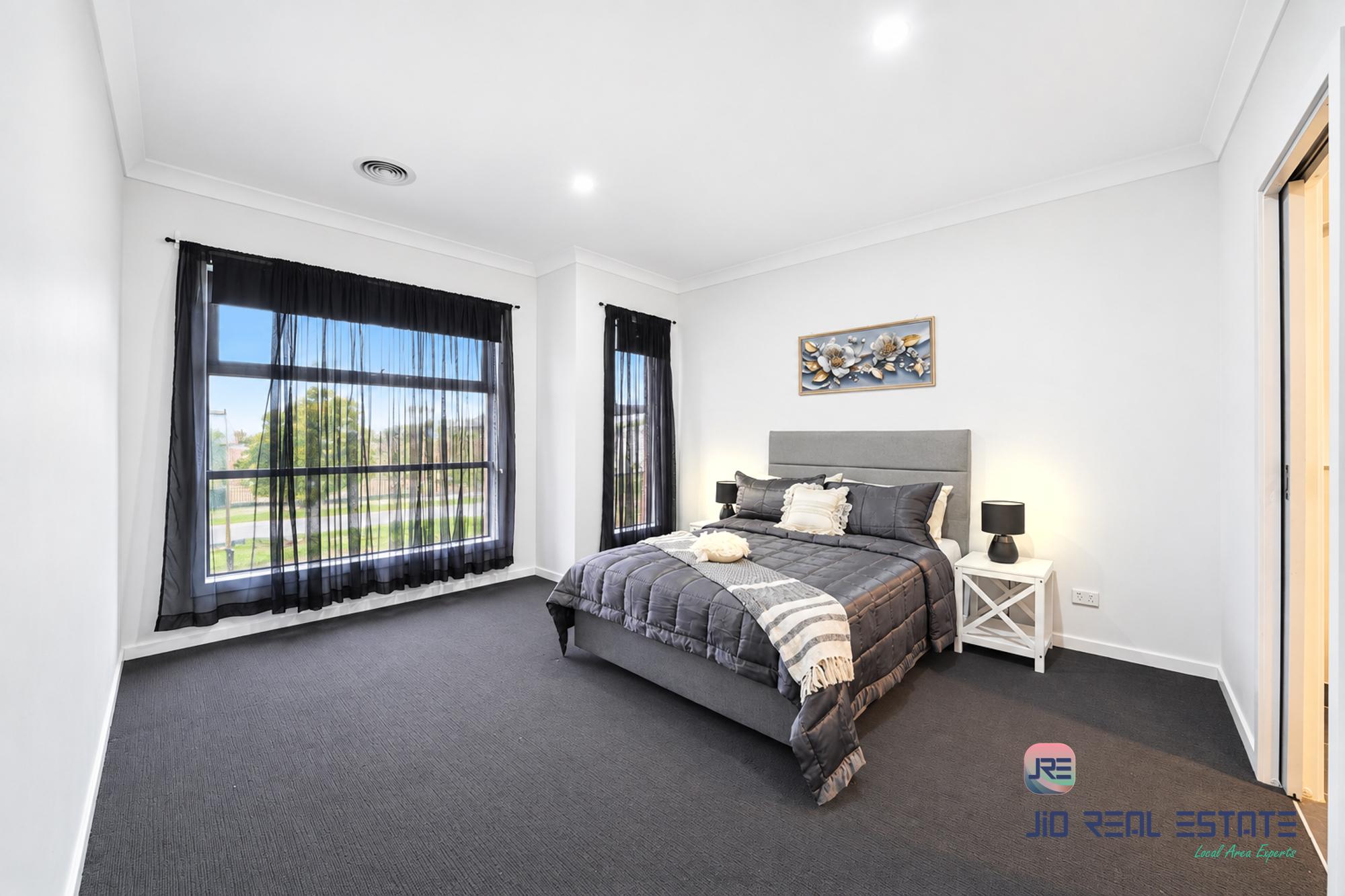 9 Petros Street, Fraser Rise VIC