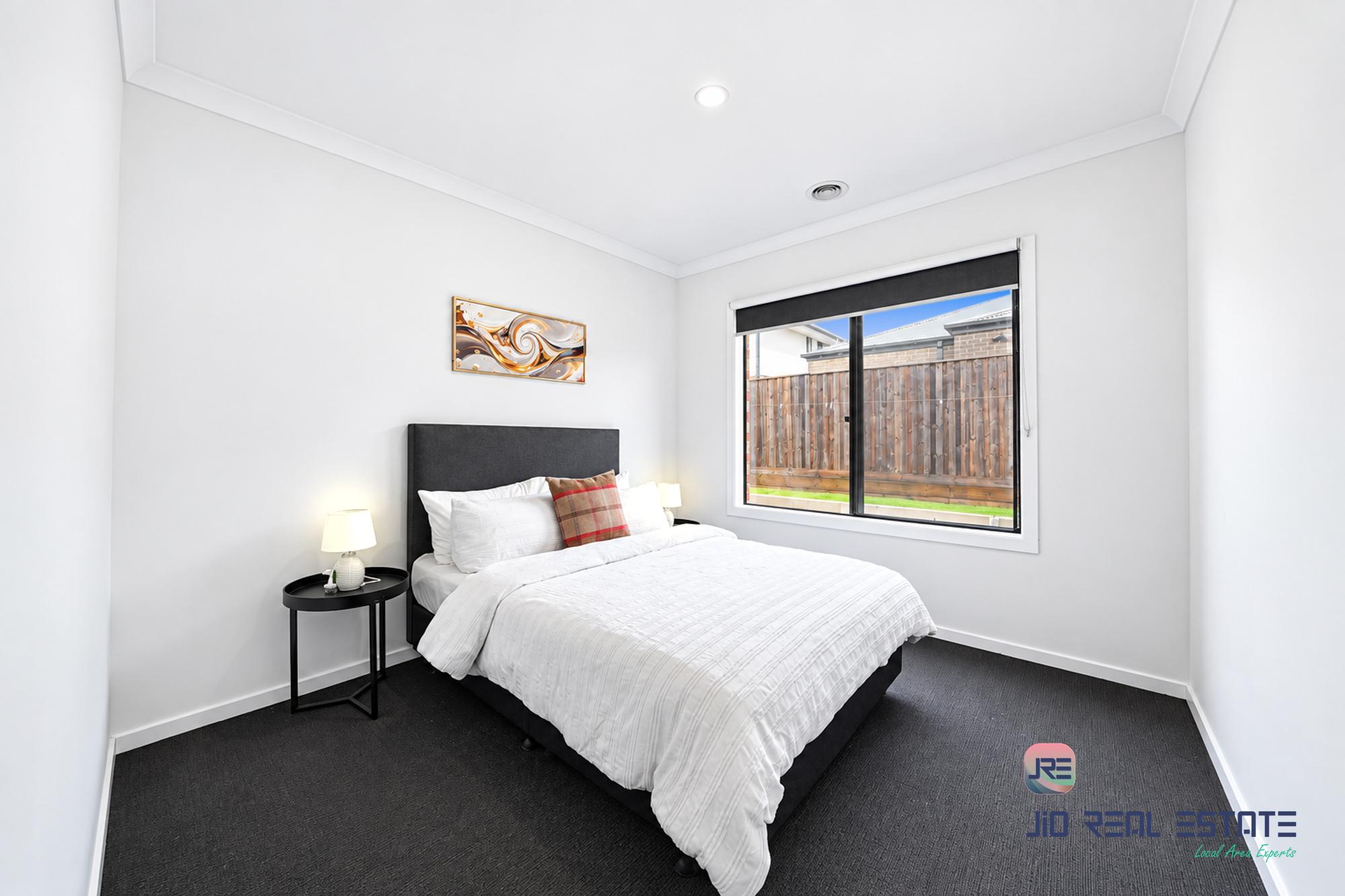 9 Petros Street, Fraser Rise VIC