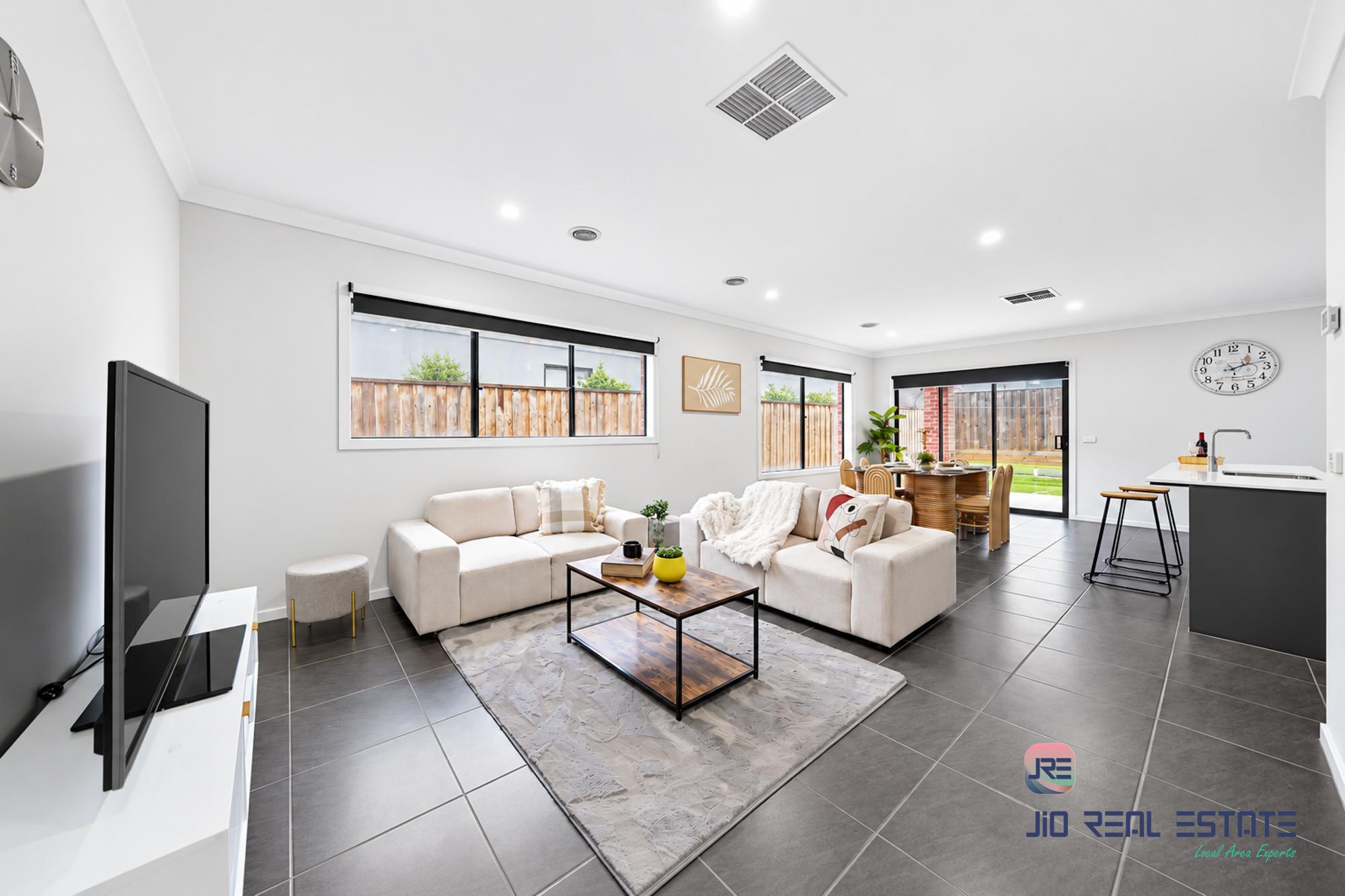 9 Petros Street, Fraser Rise VIC