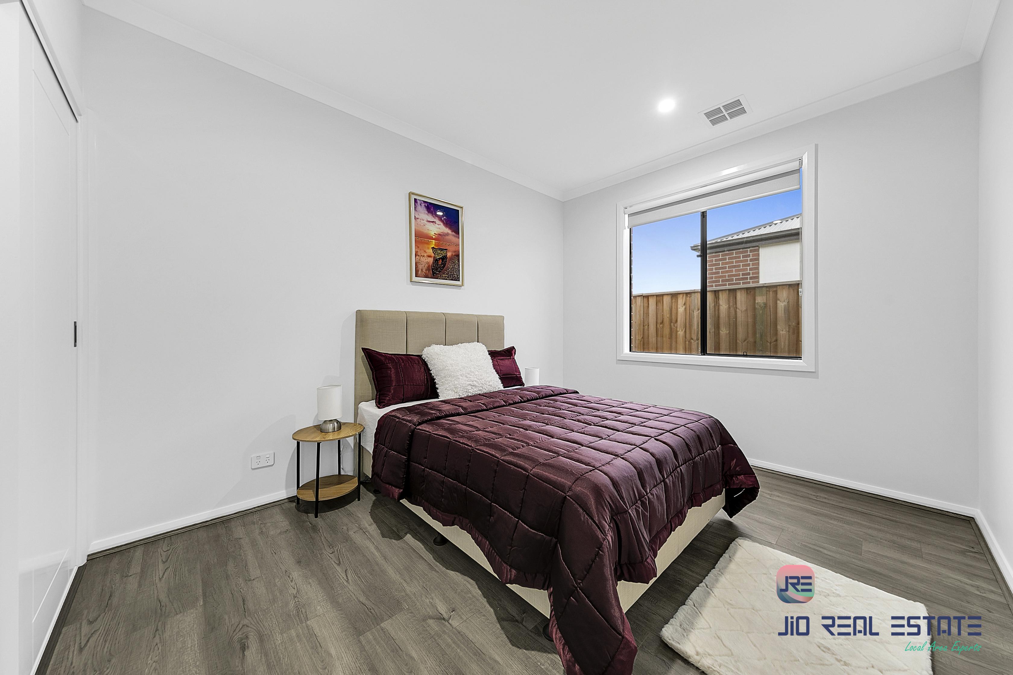 20 Dibiase Grove, Thornhill Park VIC