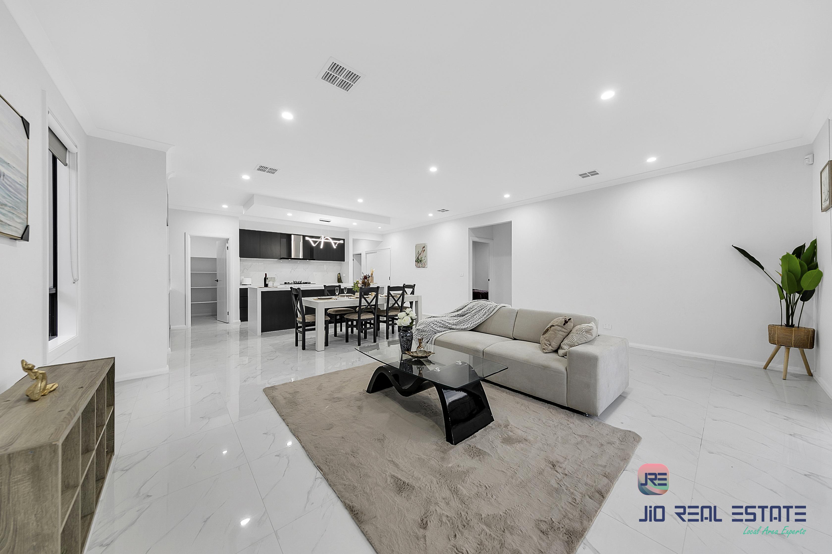 20 Dibiase Grove, Thornhill Park VIC