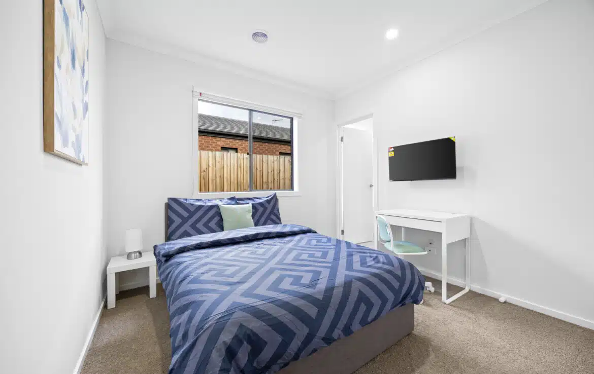 11 Booker Place, Armstrong Creek VIC