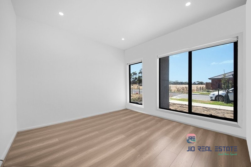 15 Nia Road, Tarneit VIC