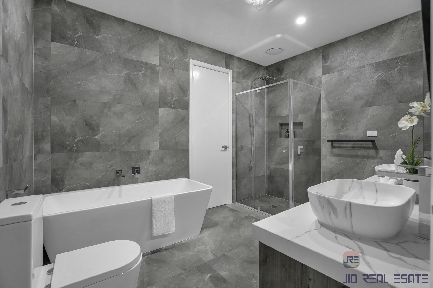 32 Window Road, Tarneit VIC