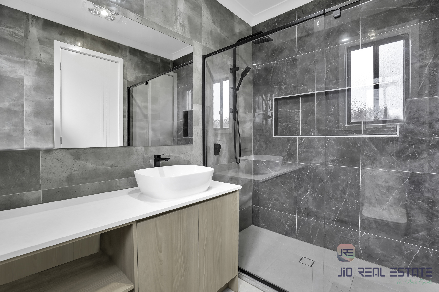 37 Falu Parade, Tarneit VIC