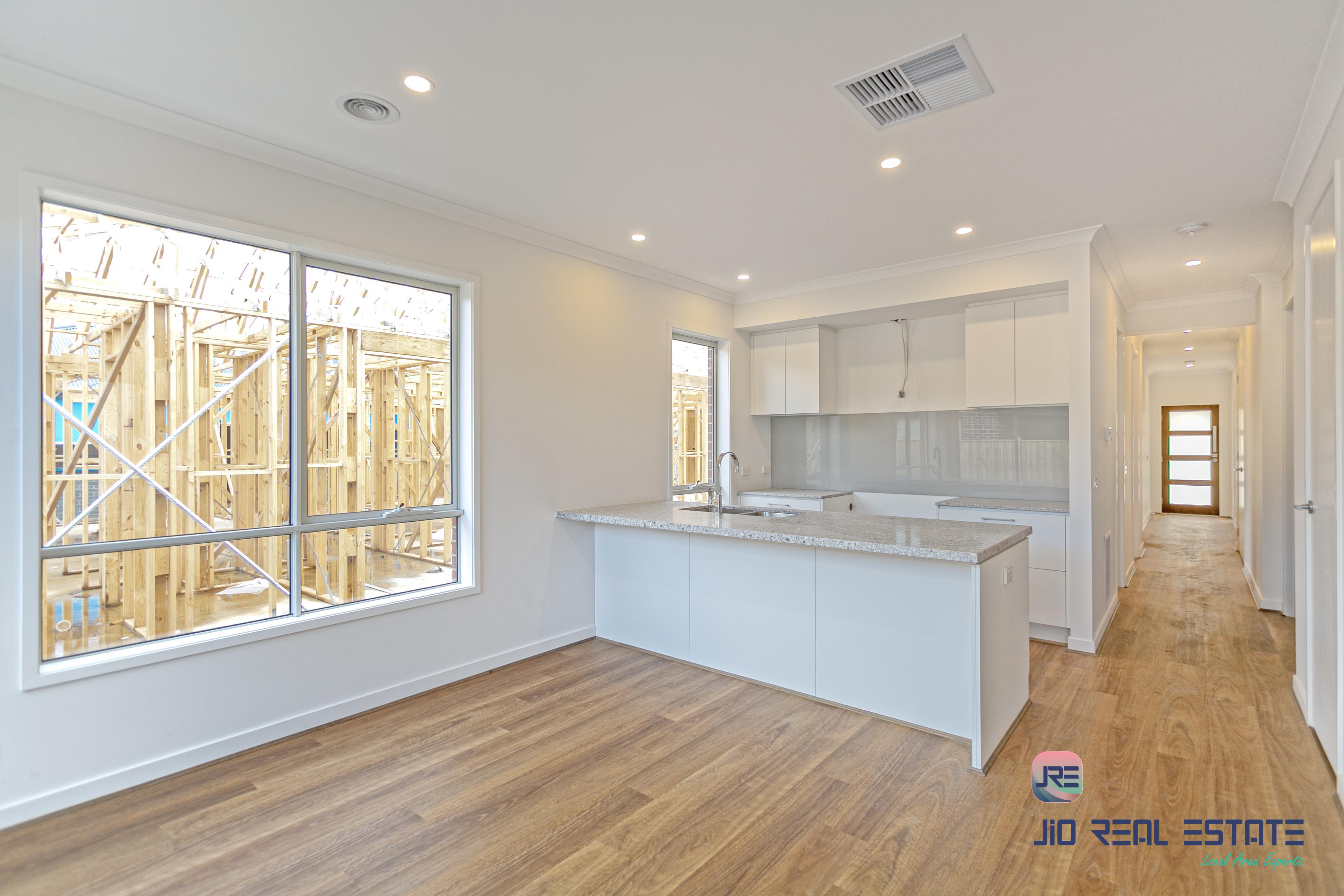 45 Hemsworth Rd, Weir Views VIC