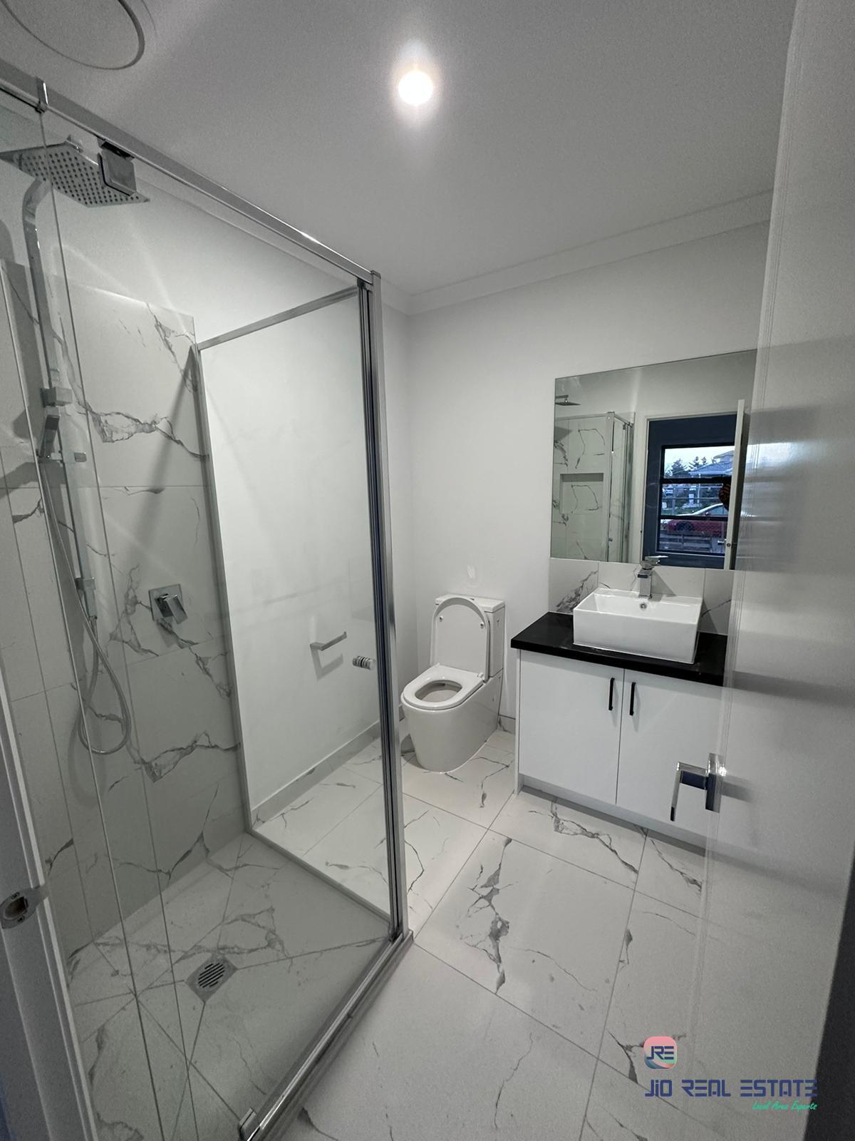 8 Dev Terrace, Rockbank VIC