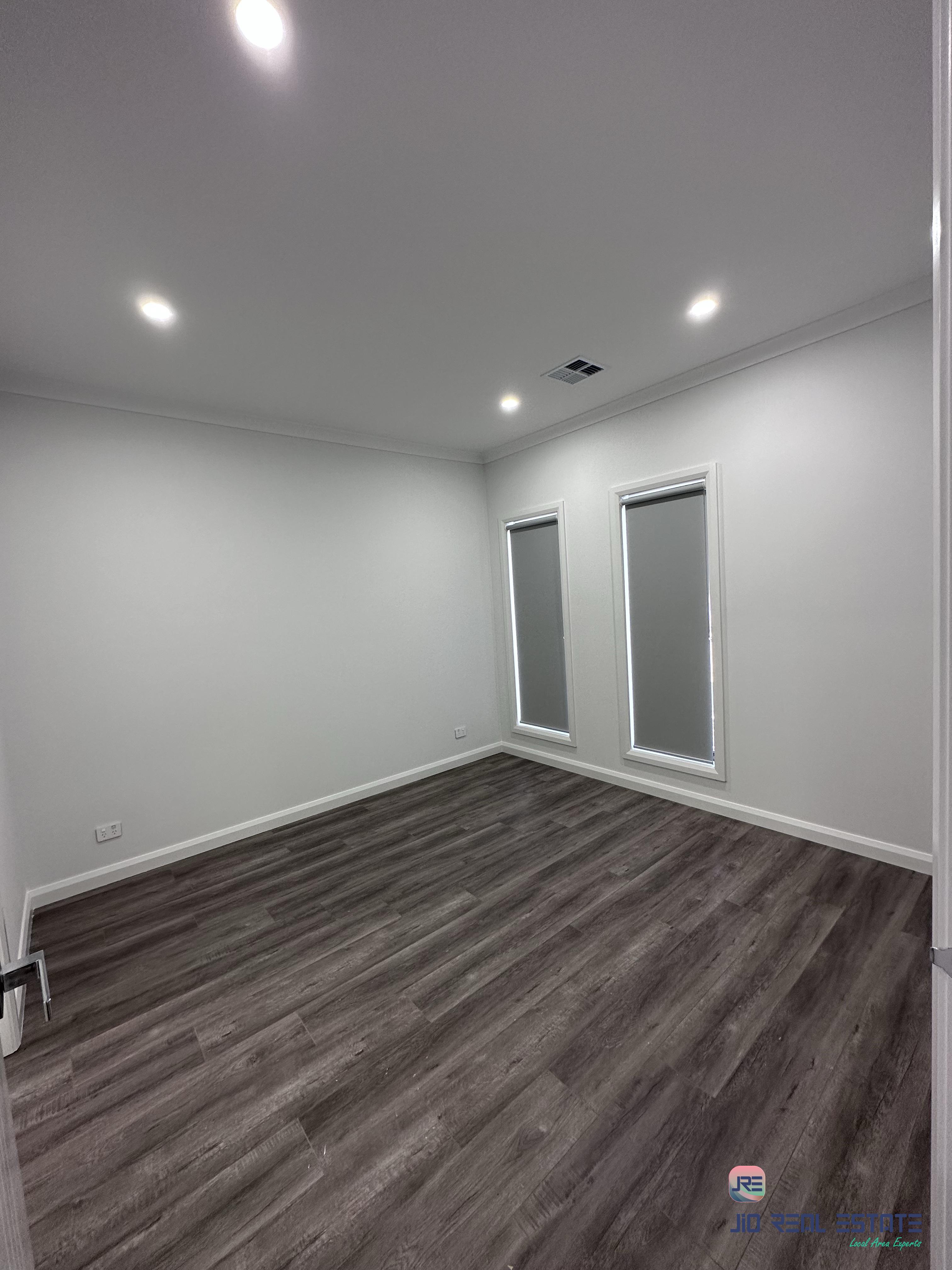24 Shelterbelt Avenue, Weir Views VIC