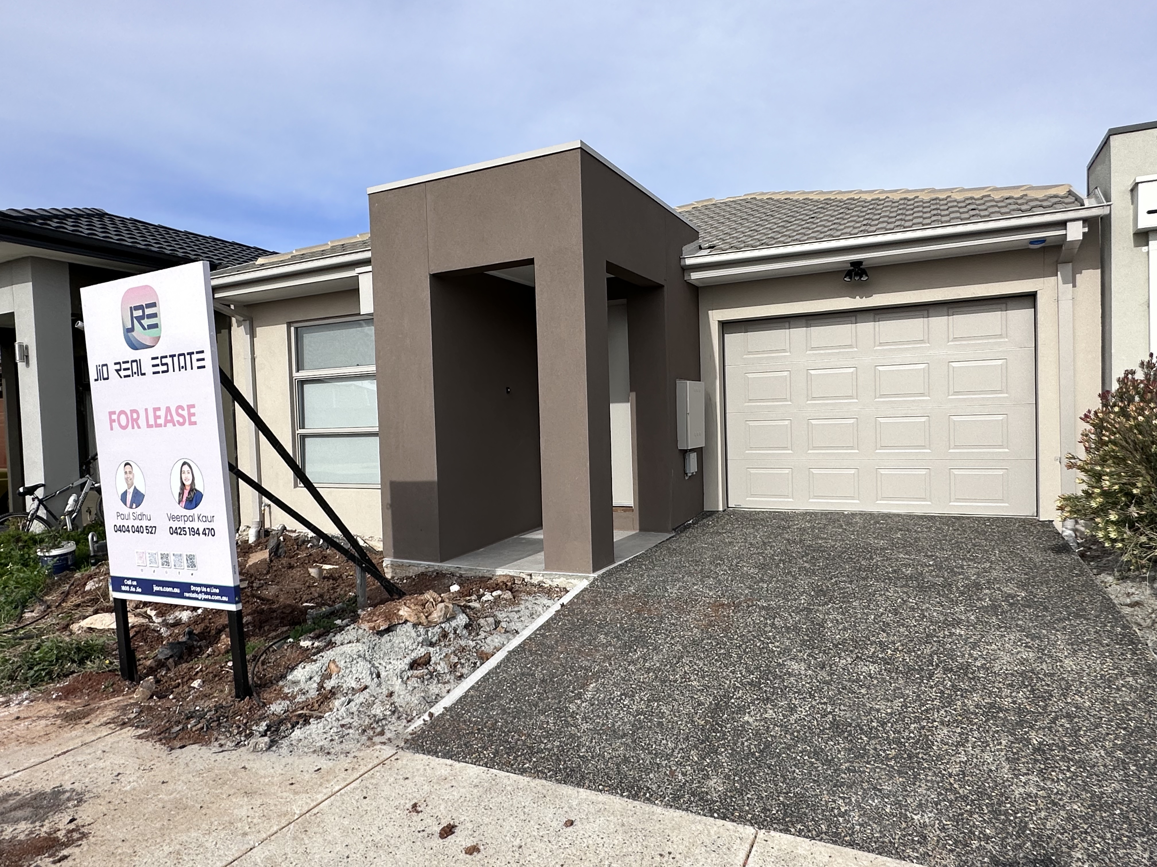8 Dev Terrace, Rockbank VIC