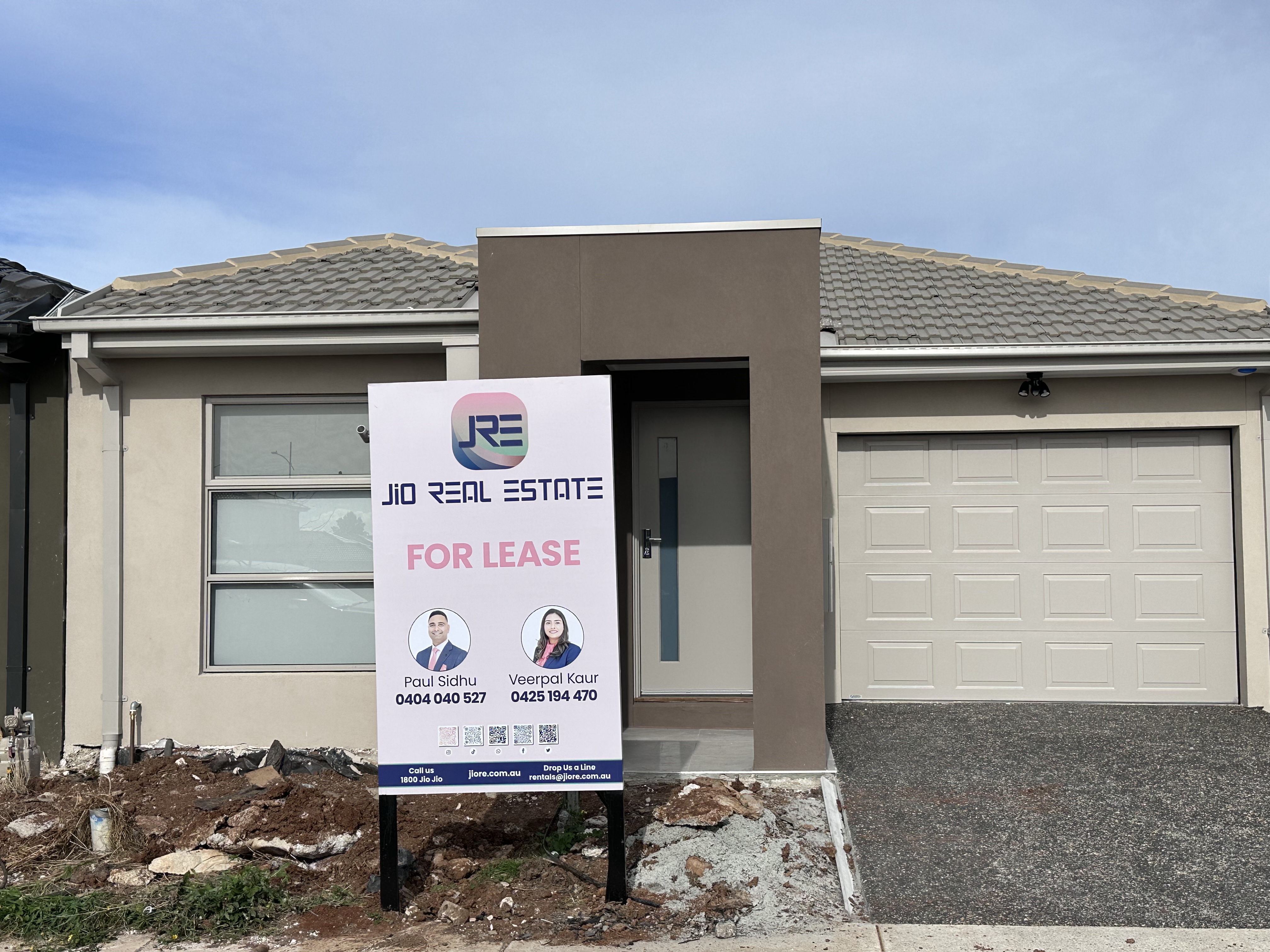 8 Dev Terrace, Rockbank VIC