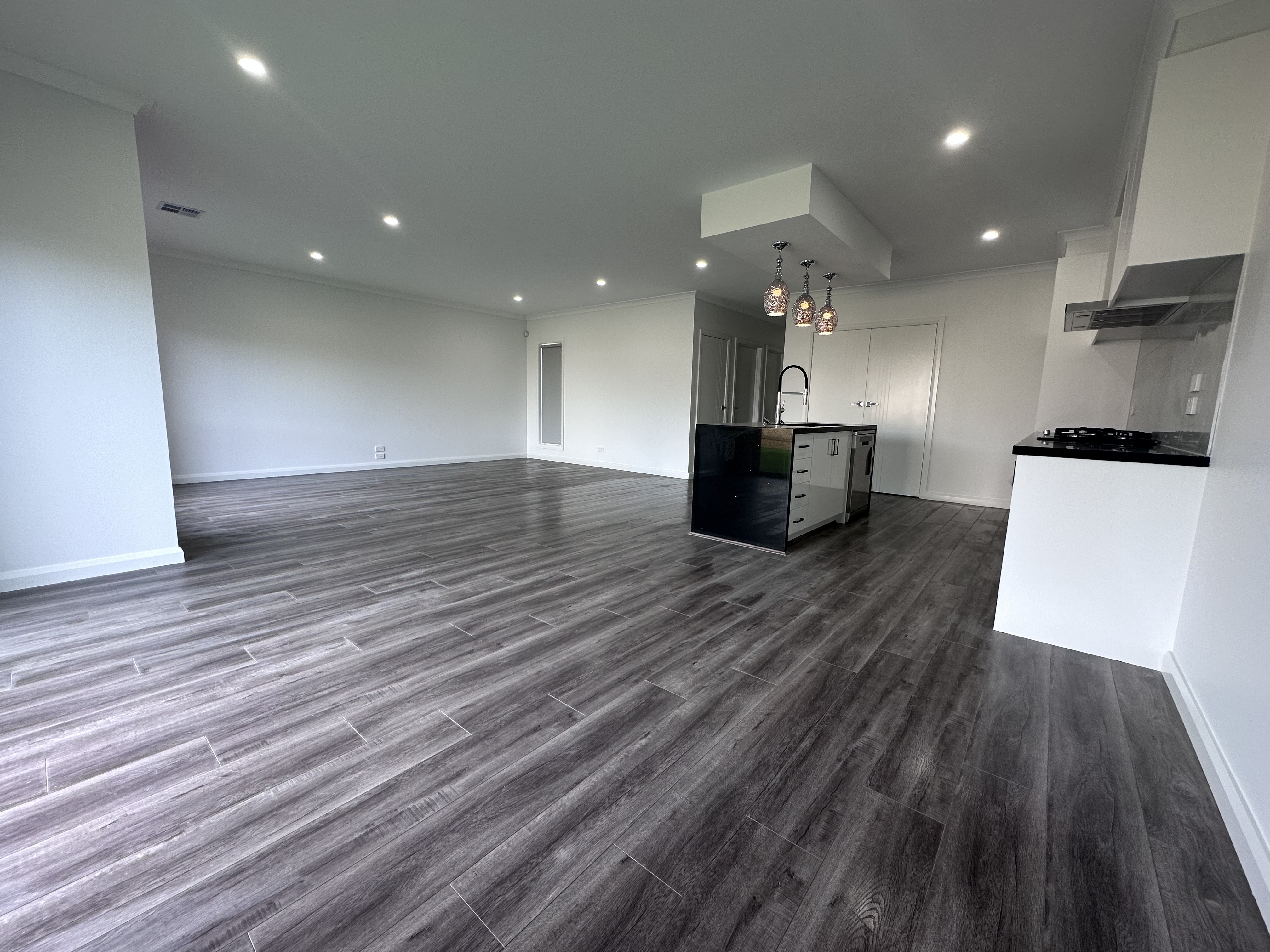 8 Dev Terrace, Rockbank VIC