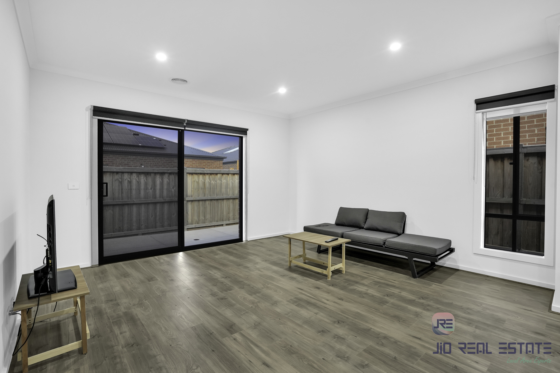 28 Houston Drive, Thornhill Park VIC