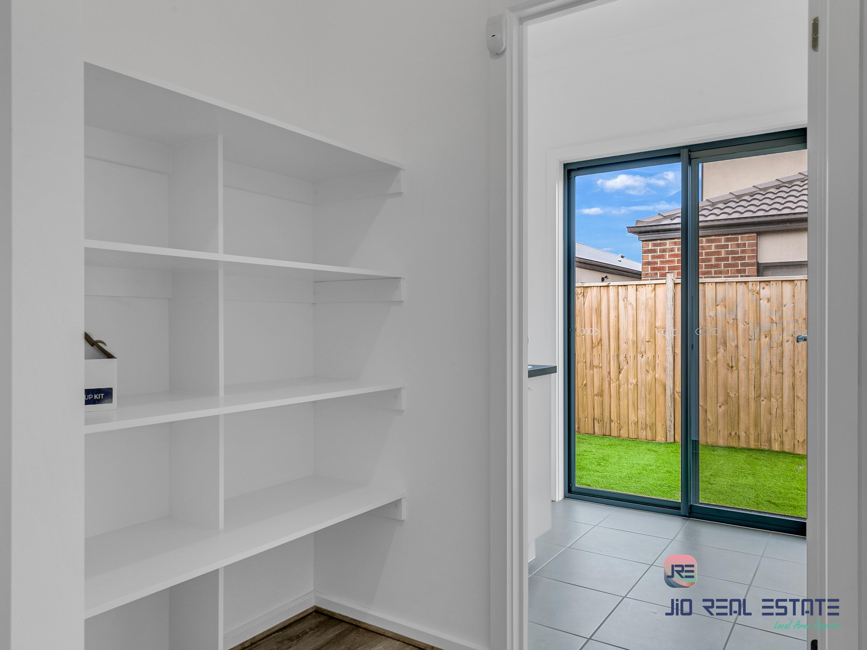 13 Hutton Street, Deanside VIC