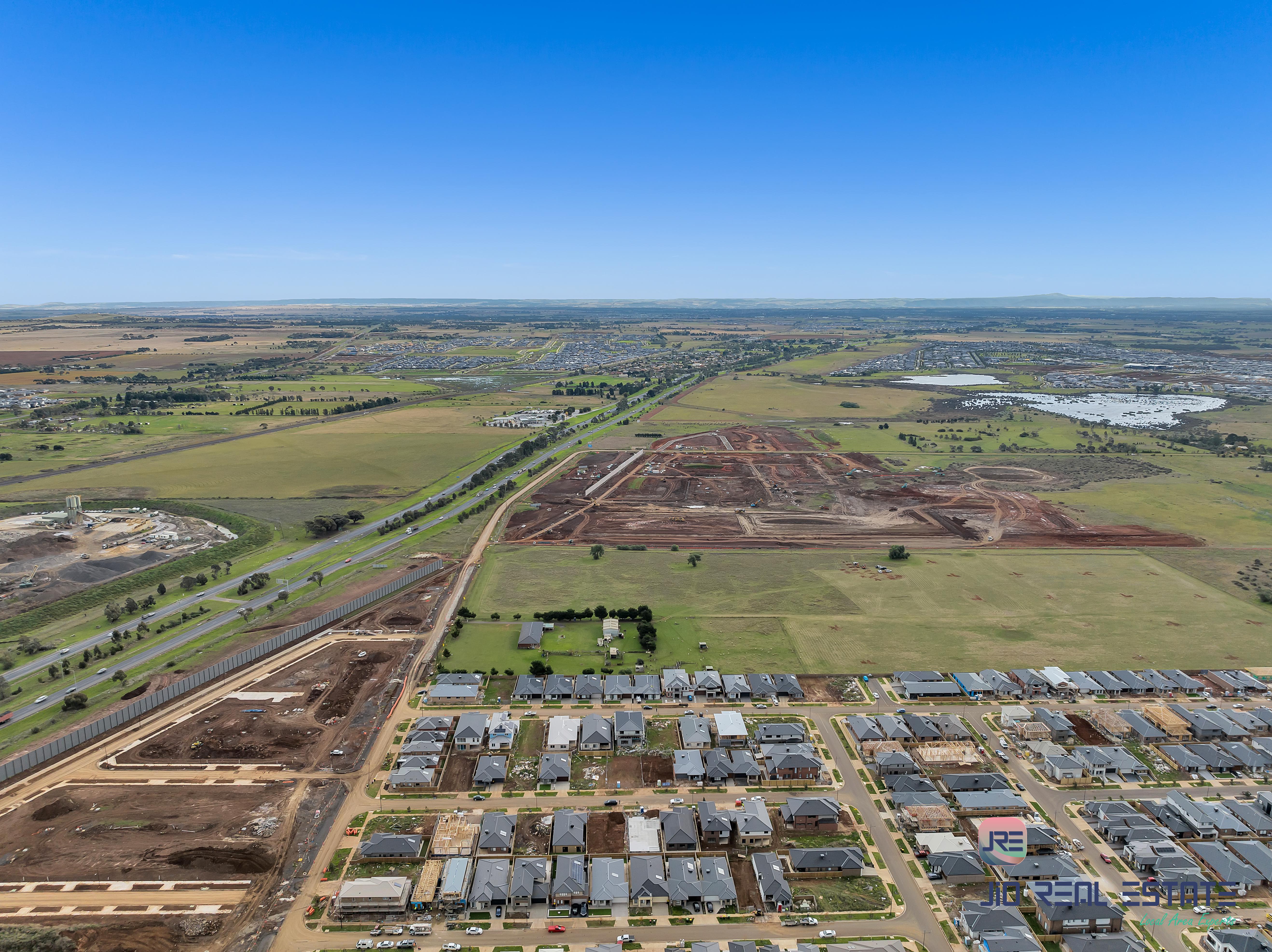 13 Hutton Street, Deanside VIC