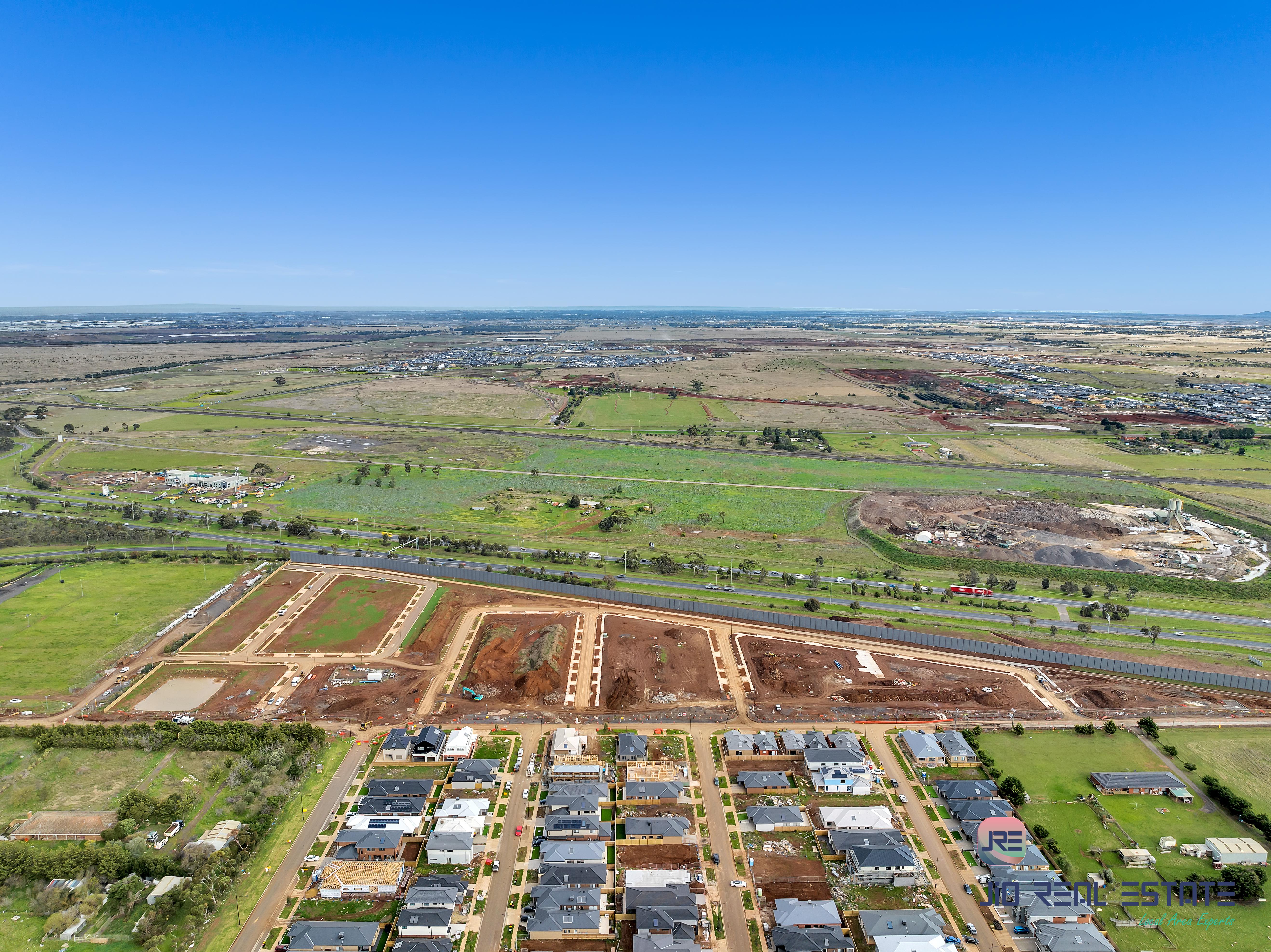 13 Hutton Street, Deanside VIC