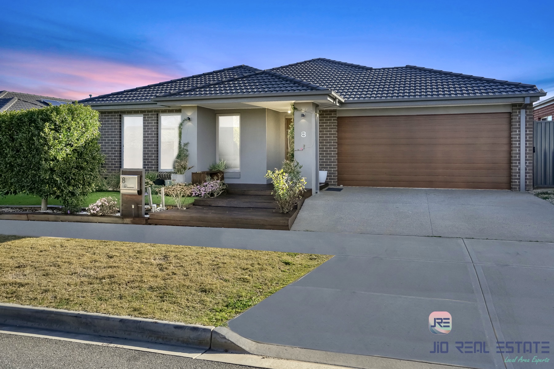 8 Bernabau Avenue, Strathtulloh VIC