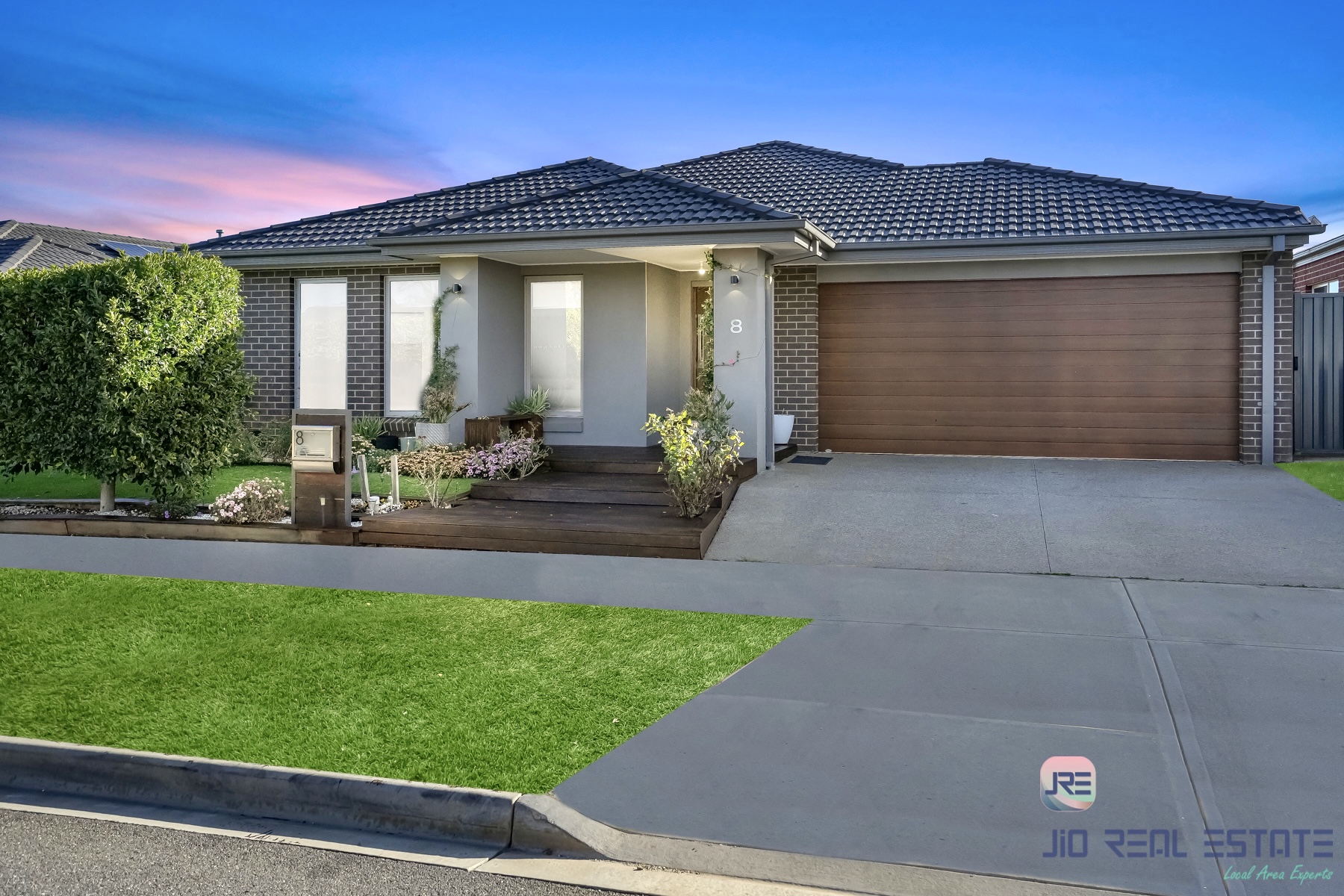 8 Bernabau Avenue, Strathtulloh VIC