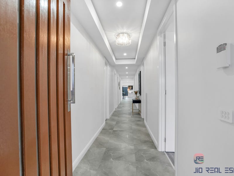 32 Window Road, Tarneit VIC