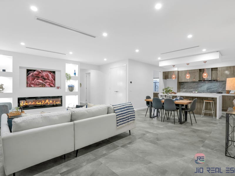 32 Window Road, Tarneit VIC