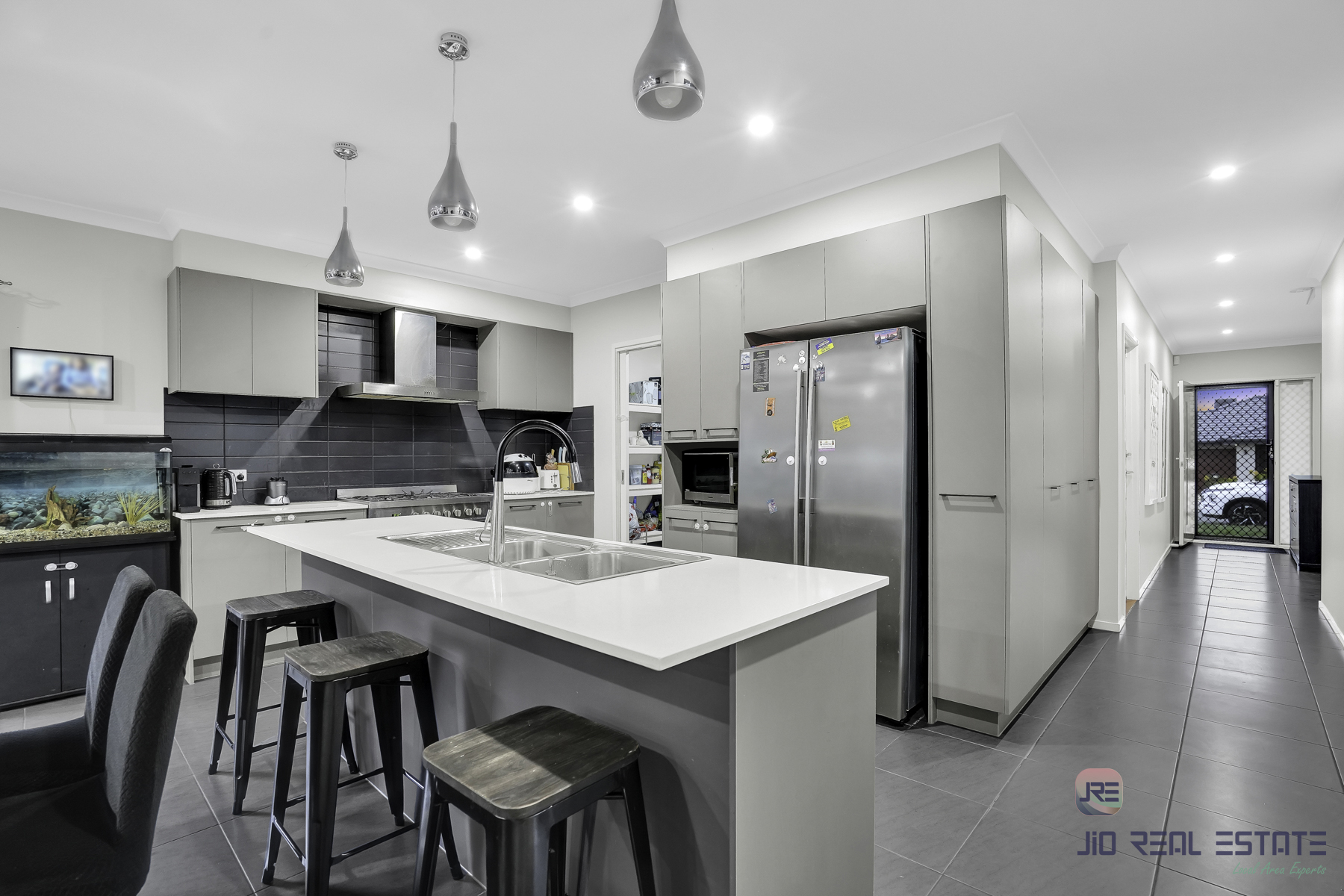 12 Mossman Grove, Cobblebank VIC