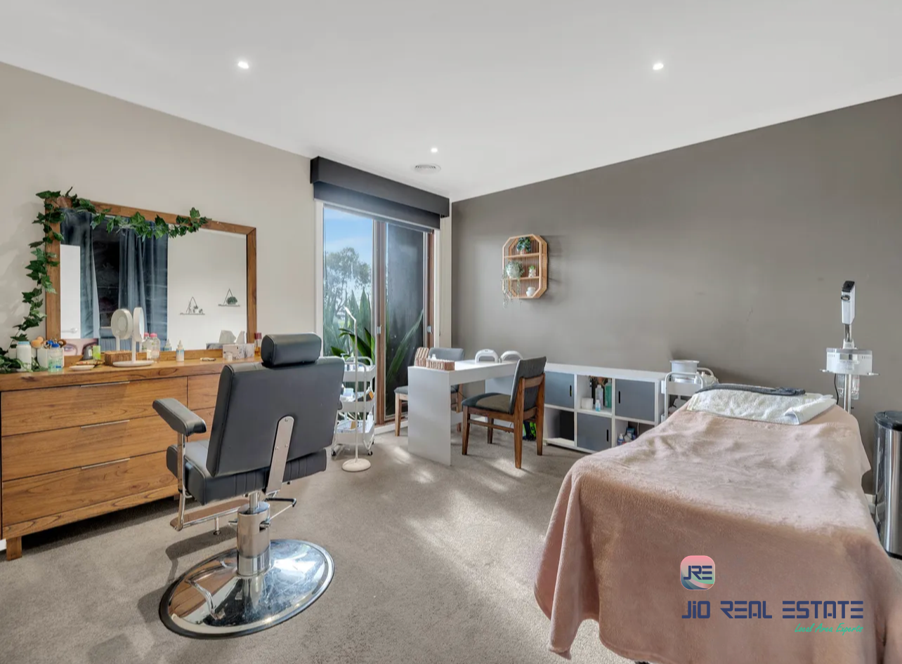 3 Castletown Boulevard, Weir Views VIC