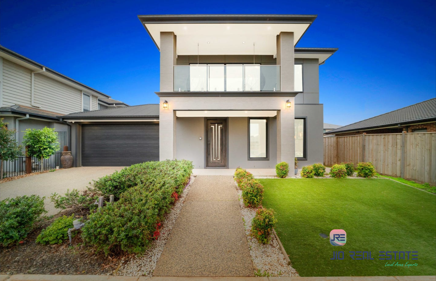 15 Wiltshire Boulevard, Thornhill Park VIC