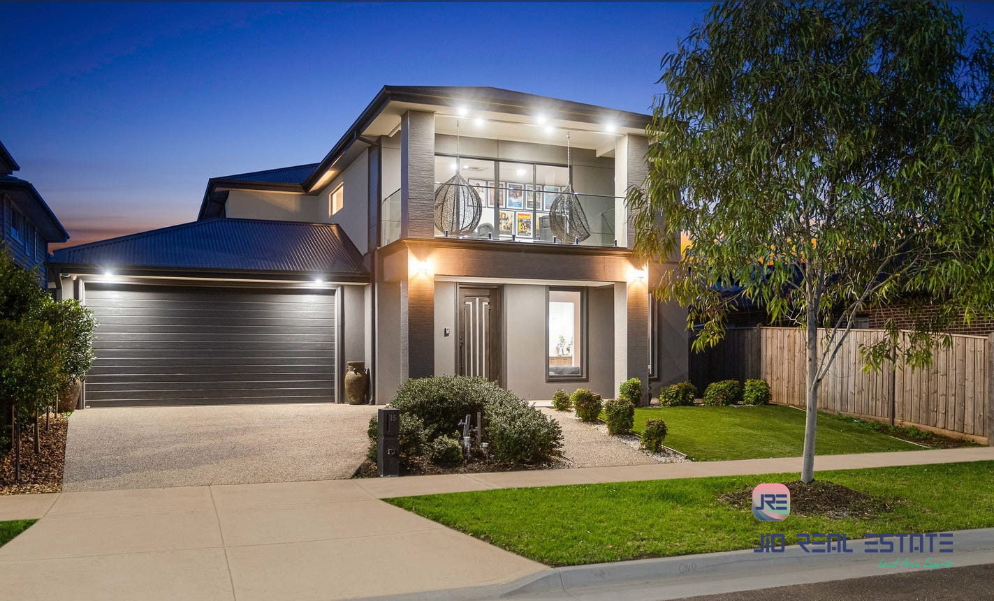 15 Wiltshire Boulevard, Thornhill Park VIC