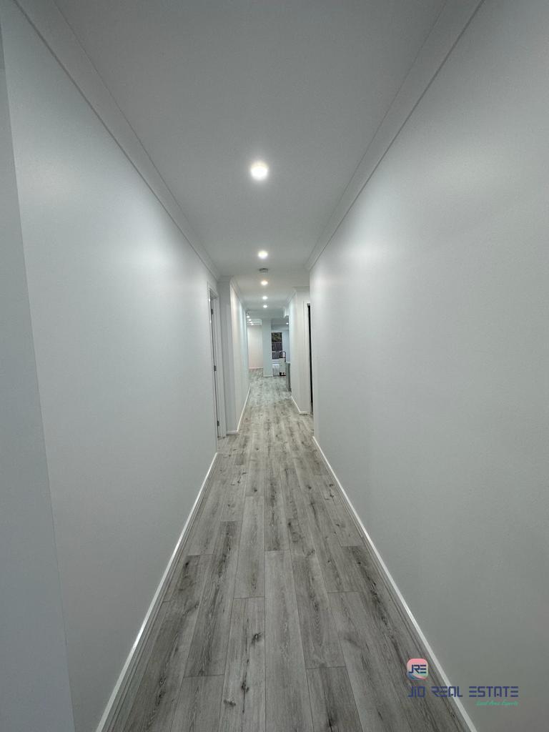 33 Riversdale Boulevard, Weir Views VIC