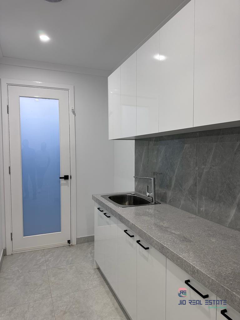 33 Riversdale Boulevard, Weir Views VIC