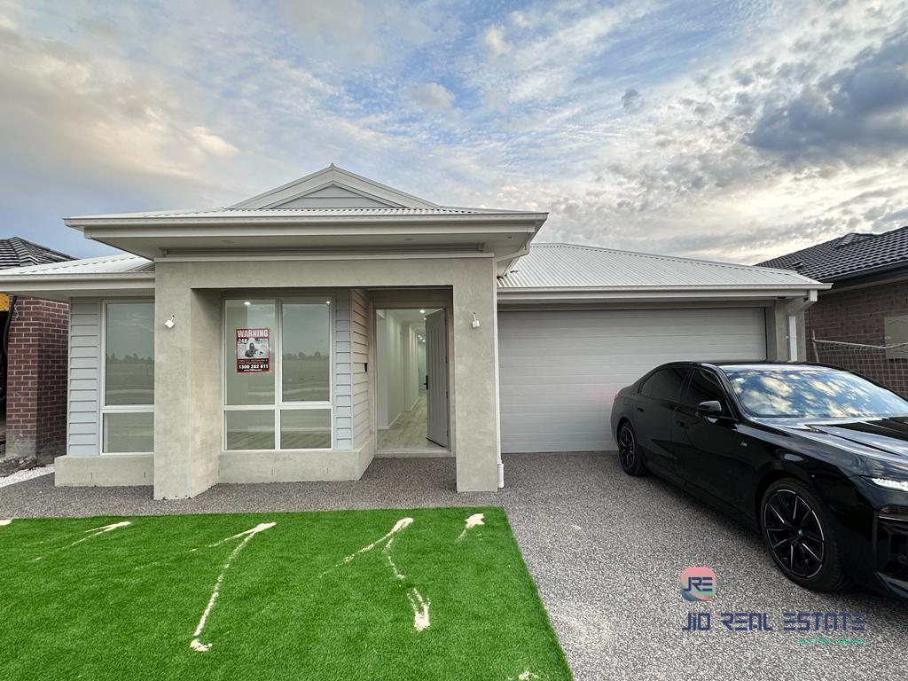 33 Riversdale Boulevard, Weir Views VIC